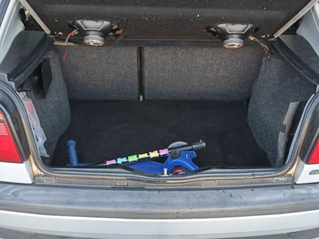 Сірий Фольксваген Гольф, об'ємом двигуна 1.6 л та пробігом 2 тис. км за 2900 $, фото 6 на Automoto.ua