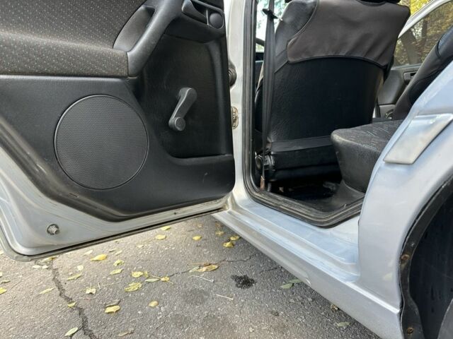 Фольксваген Гольф 1996 у Харкові на Automoto.ua Сірий Фольксваген Гольф, об'ємом двигуна 1.4 л та пробігом 200 тис. км за 2500 $, фото 15 на Automoto.ua