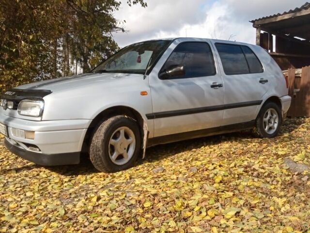 Серый Фольксваген Гольф, объемом двигателя 0 л и пробегом 100 тыс. км за 2500 $, фото 3 на Automoto.ua