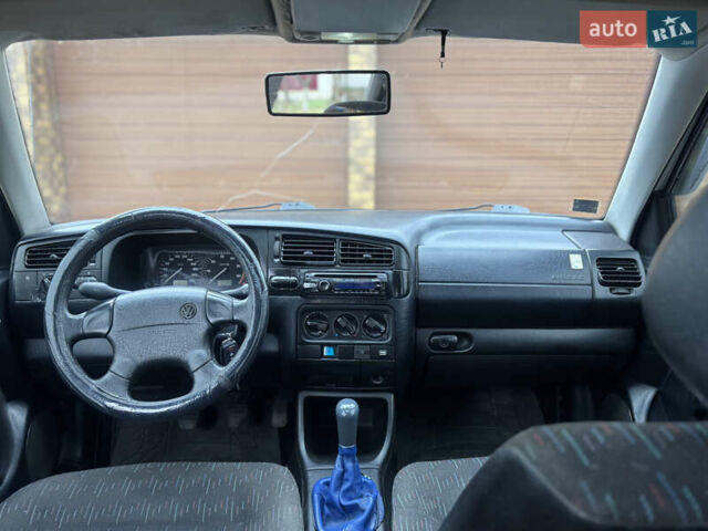 Серый Фольксваген Гольф, объемом двигателя 1.4 л и пробегом 228 тыс. км за 2100 $, фото 6 на Automoto.ua