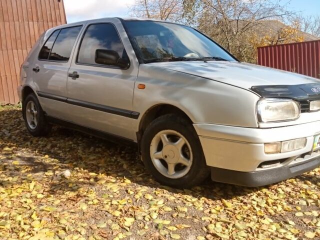 Серый Фольксваген Гольф, объемом двигателя 0 л и пробегом 100 тыс. км за 2500 $, фото 2 на Automoto.ua