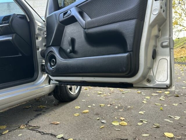 Фольксваген Гольф 1996 у Харкові на Automoto.ua Сірий Фольксваген Гольф, об'ємом двигуна 1.4 л та пробігом 200 тис. км за 2500 $, фото 12 на Automoto.ua