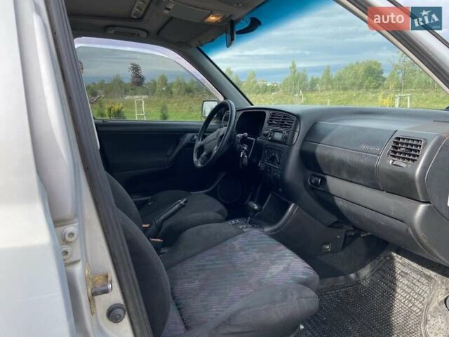 Серый Фольксваген Гольф, объемом двигателя 1.78 л и пробегом 325 тыс. км за 2500 $, фото 2 на Automoto.ua