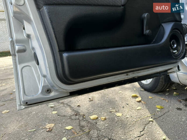 Серый Фольксваген Гольф, объемом двигателя 1.6 л и пробегом 200 тыс. км за 2500 $, фото 22 на Automoto.ua