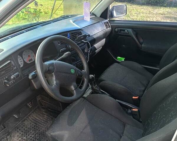 Фольксваген Гольф 1996 в Житомире на Automoto.ua Серый Фольксваген Гольф, объемом двигателя 1.6 л и пробегом 67 тыс. км за 2450 $, фото 3 на Automoto.ua