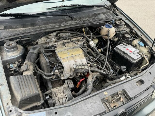 Серый Фольксваген Гольф, объемом двигателя 1.6 л и пробегом 66 тыс. км за 2100 $, фото 7 на Automoto.ua