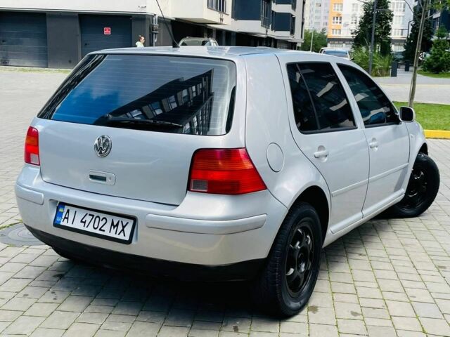 Серый Фольксваген Гольф, объемом двигателя 1.6 л и пробегом 260 тыс. км за 2800 $, фото 2 на Automoto.ua