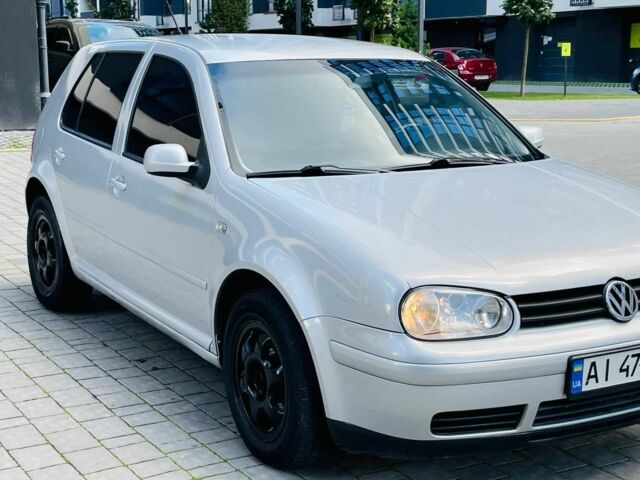 Серый Фольксваген Гольф, объемом двигателя 1.6 л и пробегом 260 тыс. км за 2800 $, фото 4 на Automoto.ua