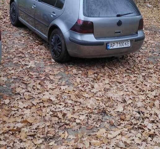 Серый Фольксваген Гольф, объемом двигателя 1.6 л и пробегом 242 тыс. км за 3000 $, фото 3 на Automoto.ua