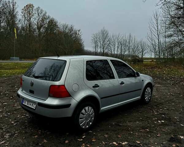 Серый Фольксваген Гольф, объемом двигателя 1.39 л и пробегом 251 тыс. км за 4500 $, фото 11 на Automoto.ua