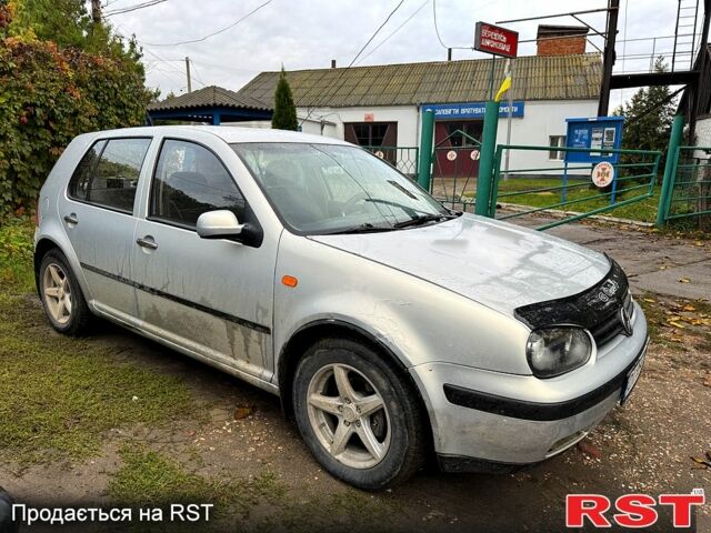 Серый Фольксваген Гольф, объемом двигателя 1.6 л и пробегом 400 тыс. км за 3200 $, фото 4 на Automoto.ua