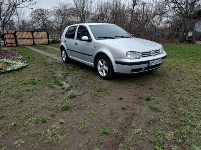 Сірий Фольксваген Гольф, об'ємом двигуна 1.4 л та пробігом 265 тис. км за 3200 $, фото 1 на Automoto.ua