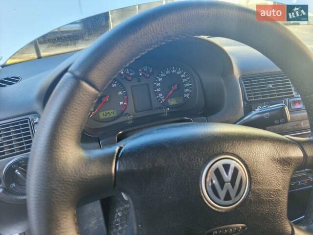 Сірий Фольксваген Гольф, об'ємом двигуна 1.6 л та пробігом 317 тис. км за 3333 $, фото 12 на Automoto.ua