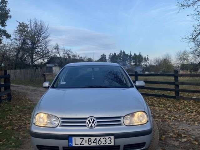 Серый Фольксваген Гольф, объемом двигателя 1.9 л и пробегом 328 тыс. км за 1950 $, фото 5 на Automoto.ua