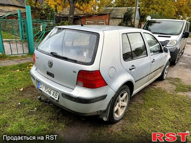 Серый Фольксваген Гольф, объемом двигателя 1.6 л и пробегом 400 тыс. км за 3200 $, фото 6 на Automoto.ua