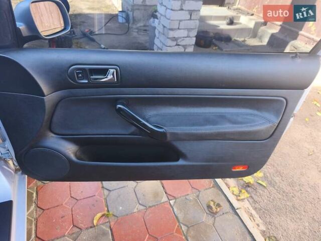 Сірий Фольксваген Гольф, об'ємом двигуна 1.6 л та пробігом 317 тис. км за 3333 $, фото 10 на Automoto.ua
