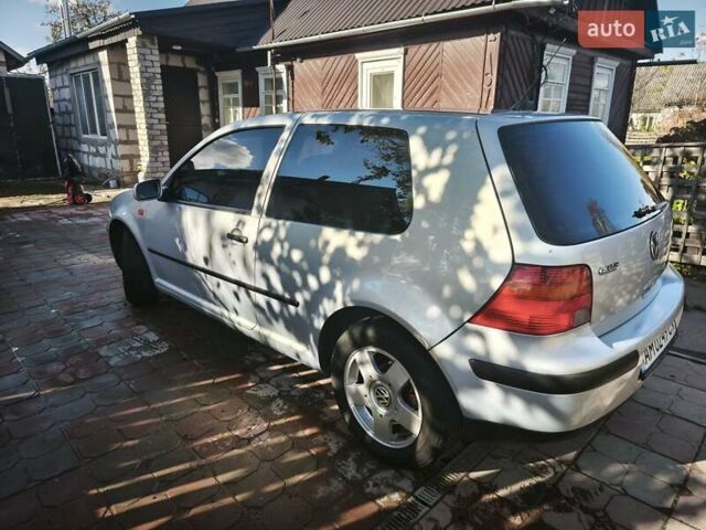 Сірий Фольксваген Гольф, об'ємом двигуна 1.6 л та пробігом 317 тис. км за 3333 $, фото 3 на Automoto.ua