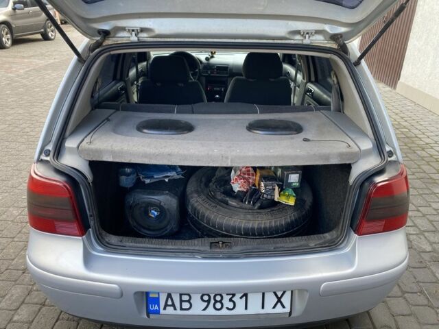 Серый Фольксваген Гольф, объемом двигателя 1.6 л и пробегом 360 тыс. км за 2800 $, фото 7 на Automoto.ua