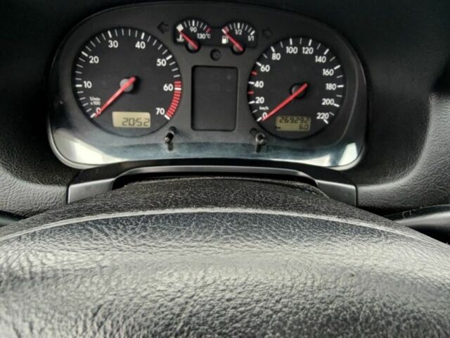 Сірий Фольксваген Гольф, об'ємом двигуна 1.4 л та пробігом 265 тис. км за 3200 $, фото 13 на Automoto.ua