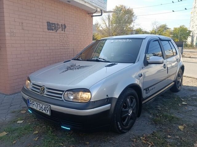 Сірий Фольксваген Гольф, об'ємом двигуна 1.6 л та пробігом 100 тис. км за 1550 $, фото 12 на Automoto.ua