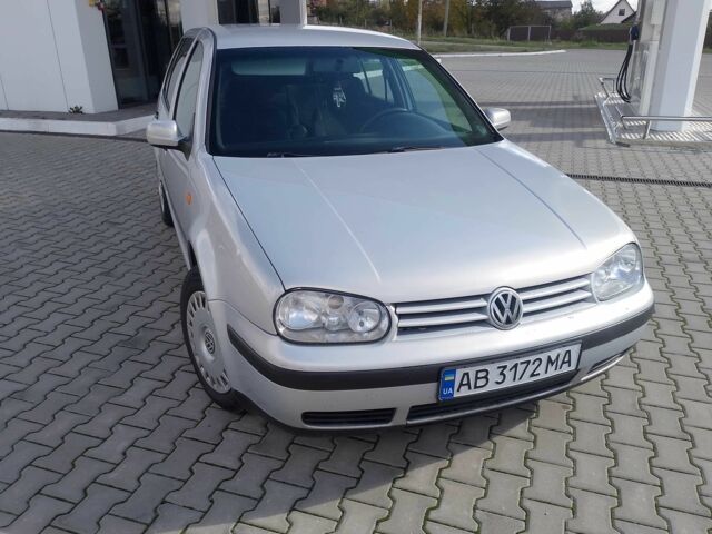 Серый Фольксваген Гольф, объемом двигателя 1.9 л и пробегом 380 тыс. км за 3800 $, фото 4 на Automoto.ua