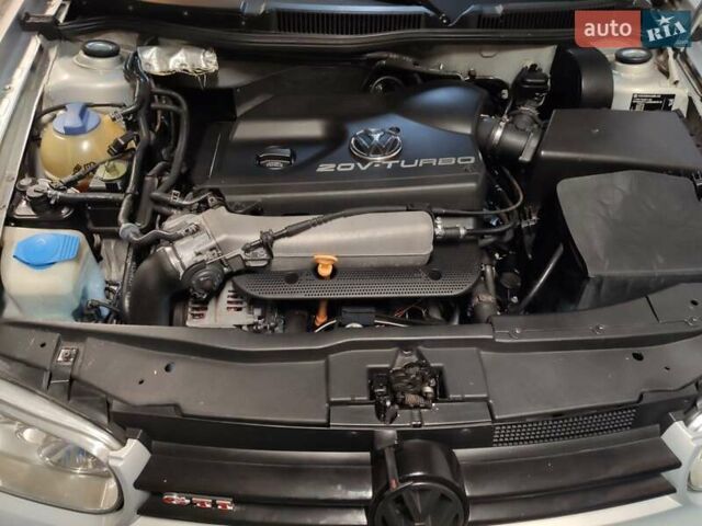 Серый Фольксваген Гольф, объемом двигателя 1.78 л и пробегом 314 тыс. км за 7000 $, фото 23 на Automoto.ua