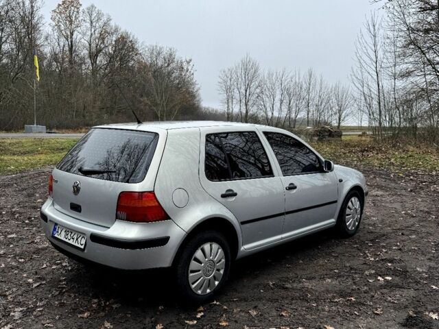 Серый Фольксваген Гольф, объемом двигателя 1.4 л и пробегом 251 тыс. км за 4500 $, фото 5 на Automoto.ua