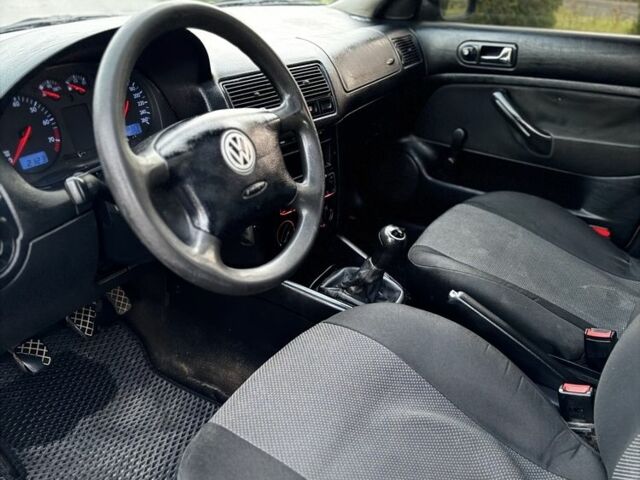 Сірий Фольксваген Гольф, об'ємом двигуна 1.4 л та пробігом 350 тис. км за 2300 $, фото 6 на Automoto.ua