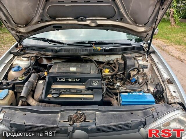 Серый Фольксваген Гольф, объемом двигателя 1.4 л и пробегом 285 тыс. км за 3499 $, фото 7 на Automoto.ua