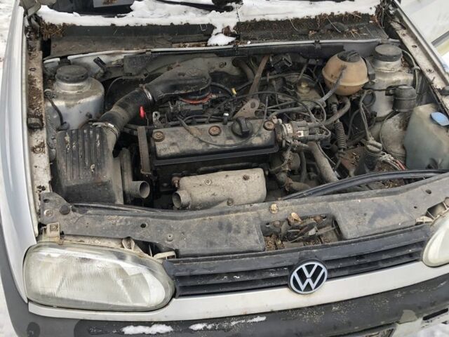 Серый Фольксваген Гольф, объемом двигателя 0 л и пробегом 300 тыс. км за 750 $, фото 7 на Automoto.ua