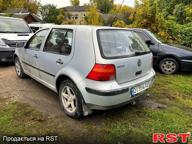 Серый Фольксваген Гольф, объемом двигателя 1.6 л и пробегом 400 тыс. км за 3200 $, фото 2 на Automoto.ua