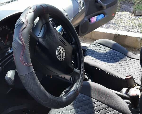 Серый Фольксваген Гольф, объемом двигателя 1.4 л и пробегом 285 тыс. км за 4000 $, фото 1 на Automoto.ua