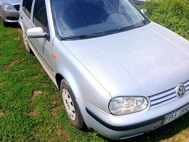 Серый Фольксваген Гольф, объемом двигателя 1.4 л и пробегом 150 тыс. км за 3500 $, фото 1 на Automoto.ua