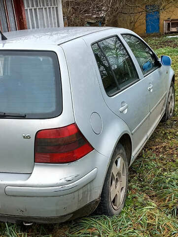 Серый Фольксваген Гольф, объемом двигателя 1.6 л и пробегом 170 тыс. км за 3600 $, фото 3 на Automoto.ua