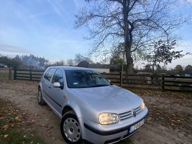 Серый Фольксваген Гольф, объемом двигателя 1.9 л и пробегом 328 тыс. км за 1950 $, фото 1 на Automoto.ua