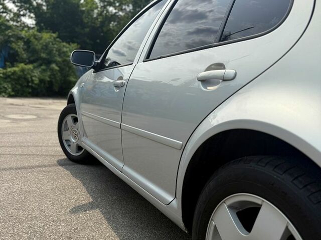 Сірий Фольксваген Гольф, об'ємом двигуна 1.6 л та пробігом 180 тис. км за 4380 $, фото 6 на Automoto.ua