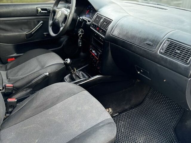 Сірий Фольксваген Гольф, об'ємом двигуна 1.4 л та пробігом 350 тис. км за 2300 $, фото 7 на Automoto.ua