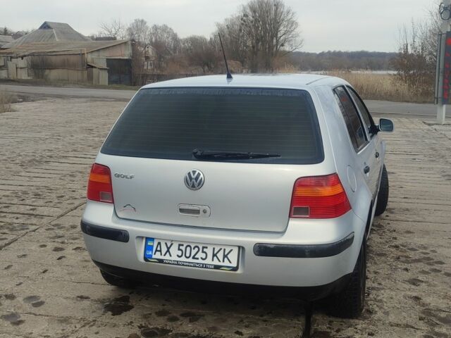 Сірий Фольксваген Гольф, об'ємом двигуна 1.4 л та пробігом 300 тис. км за 3200 $, фото 3 на Automoto.ua