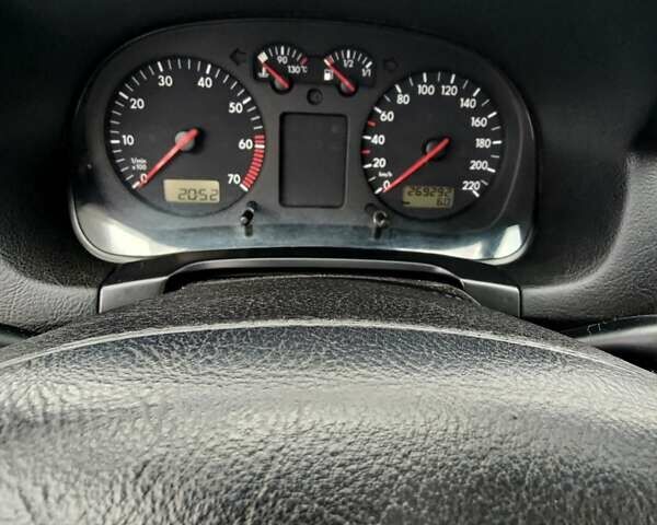 Сірий Фольксваген Гольф, об'ємом двигуна 1.4 л та пробігом 165 тис. км за 3200 $, фото 12 на Automoto.ua