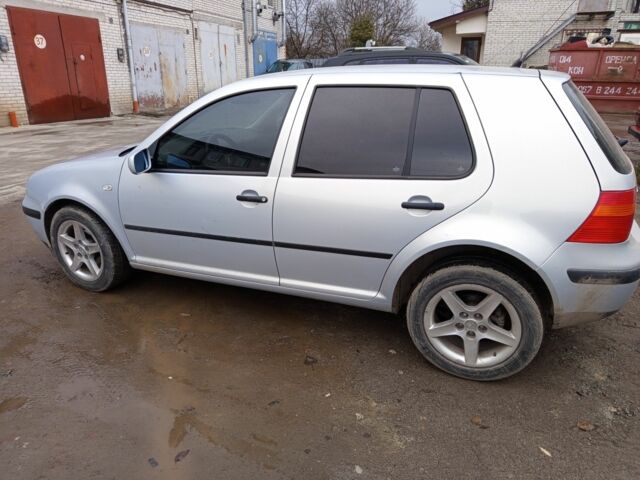 Серый Фольксваген Гольф, объемом двигателя 1.4 л и пробегом 180 тыс. км за 3555 $, фото 2 на Automoto.ua