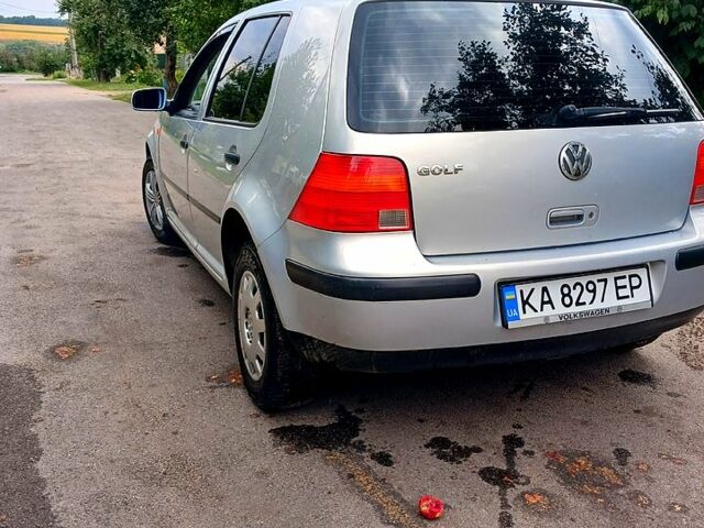 Серый Фольксваген Гольф, объемом двигателя 1.4 л и пробегом 285 тыс. км за 3499 $, фото 3 на Automoto.ua