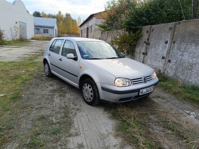 Сірий Фольксваген Гольф, об'ємом двигуна 1.4 л та пробігом 298 тис. км за 1350 $, фото 3 на Automoto.ua