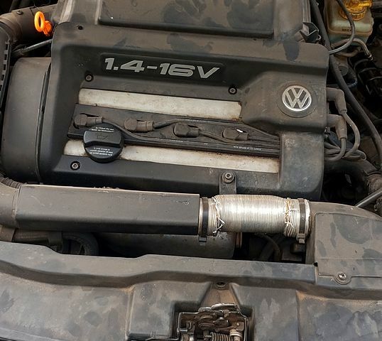 Серый Фольксваген Гольф, объемом двигателя 1.4 л и пробегом 204 тыс. км за 3500 $, фото 1 на Automoto.ua