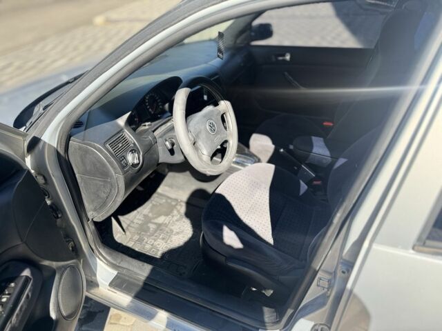 Серый Фольксваген Гольф, объемом двигателя 1.6 л и пробегом 250 тыс. км за 4200 $, фото 7 на Automoto.ua