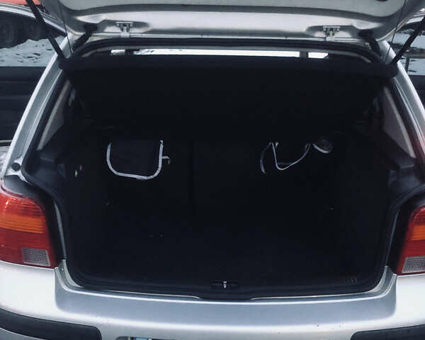 Серый Фольксваген Гольф, объемом двигателя 1.6 л и пробегом 206 тыс. км за 3999 $, фото 18 на Automoto.ua