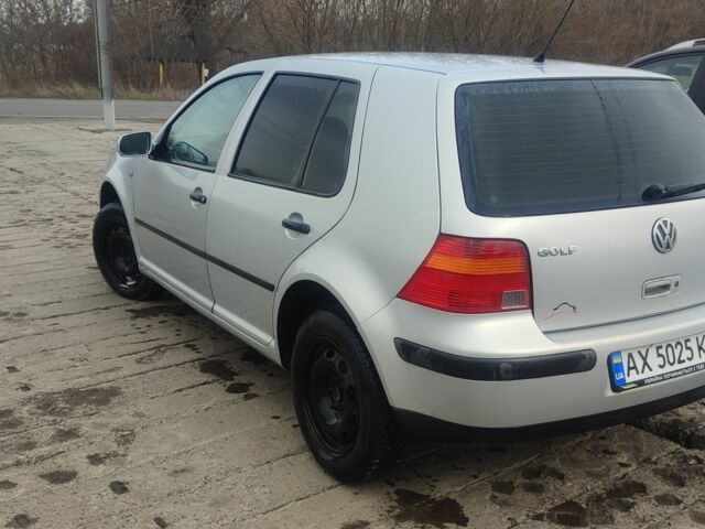 Сірий Фольксваген Гольф, об'ємом двигуна 1.4 л та пробігом 300 тис. км за 3200 $, фото 4 на Automoto.ua