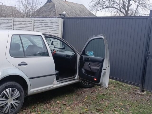 Серый Фольксваген Гольф, объемом двигателя 1.6 л и пробегом 3 тыс. км за 830 $, фото 1 на Automoto.ua