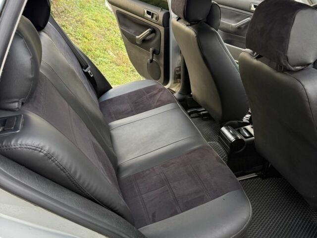 Серый Фольксваген Гольф, объемом двигателя 1.6 л и пробегом 265 тыс. км за 3499 $, фото 7 на Automoto.ua