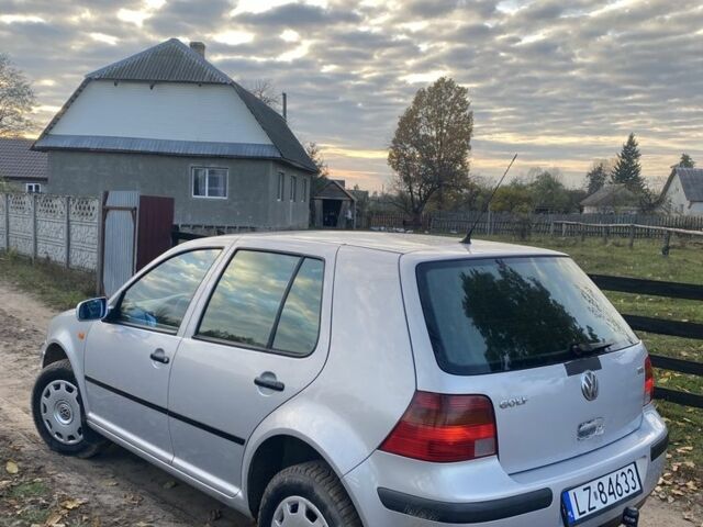 Серый Фольксваген Гольф, объемом двигателя 1.9 л и пробегом 328 тыс. км за 1950 $, фото 2 на Automoto.ua