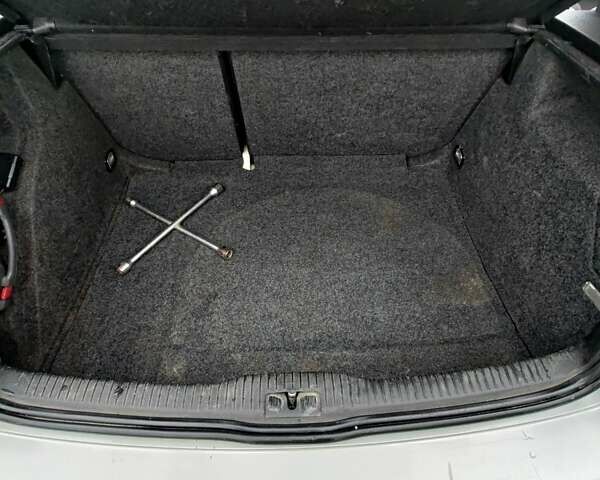 Сірий Фольксваген Гольф, об'ємом двигуна 1.4 л та пробігом 165 тис. км за 3200 $, фото 11 на Automoto.ua